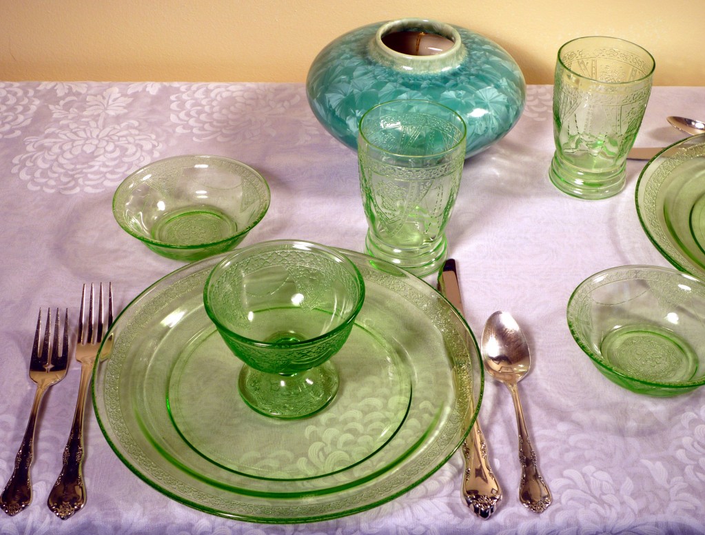 Tablescape Thursday – Lunch on Georgian Lovebirds Green Depression Glass