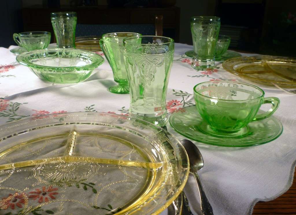 Depression Glass Memories in Green and Yellow – Tablescape Thursday