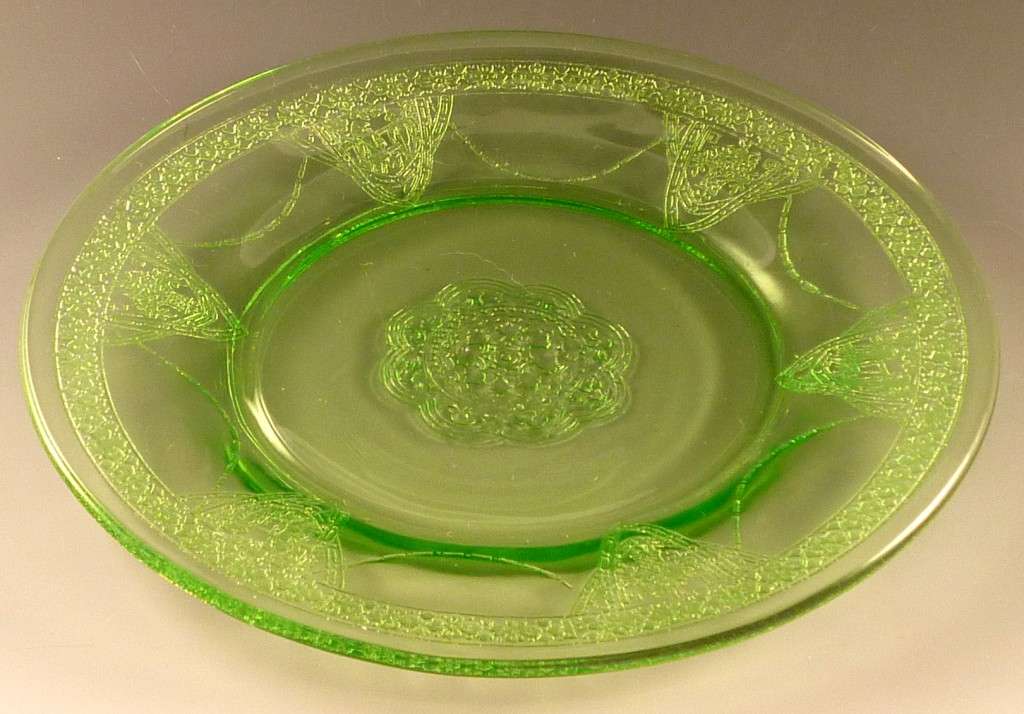 Georgian Lovebirds Green Depression Glass From Federal 5629